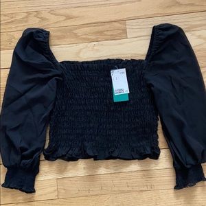 NWT H&M Black off/on shoulder Blouse